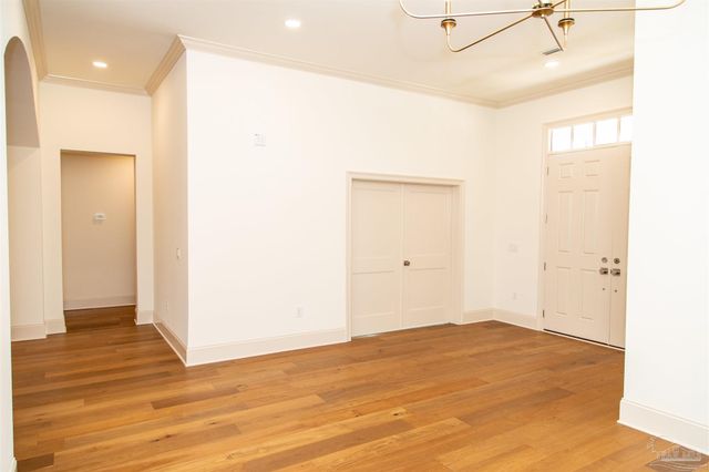 2856 Longleaf Mill St, Cantonment, FL 32533