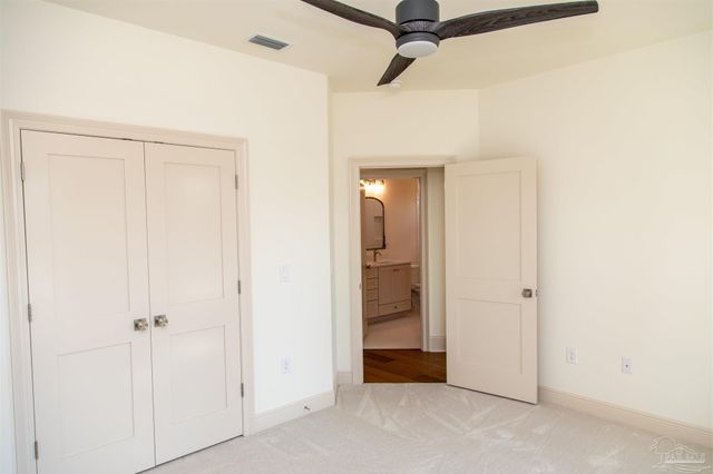 2856 Longleaf Mill St, Cantonment, FL 32533