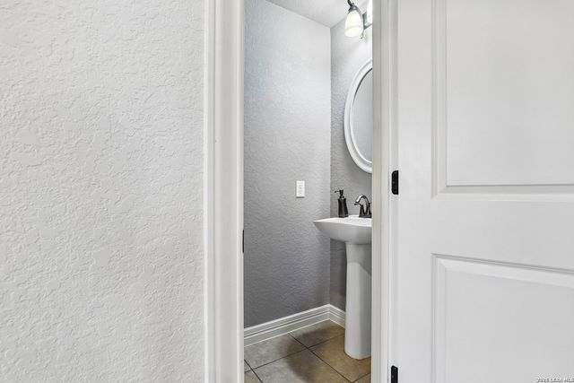 12611 Alstroemeria, San Antonio, TX 78253
