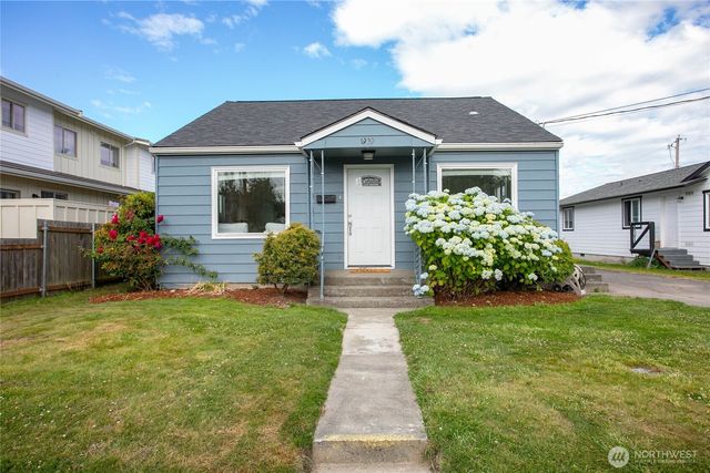 1909 Cleveland Avenue, Mount Vernon, WA 98273