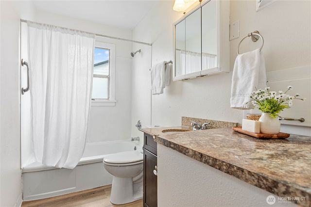 1909 Cleveland Avenue, Mount Vernon, WA 98273