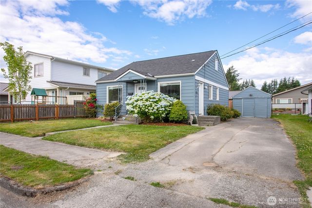 1909 Cleveland Avenue, Mount Vernon, WA 98273