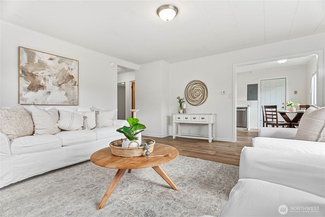 1909 Cleveland Avenue, Mount Vernon, WA 98273