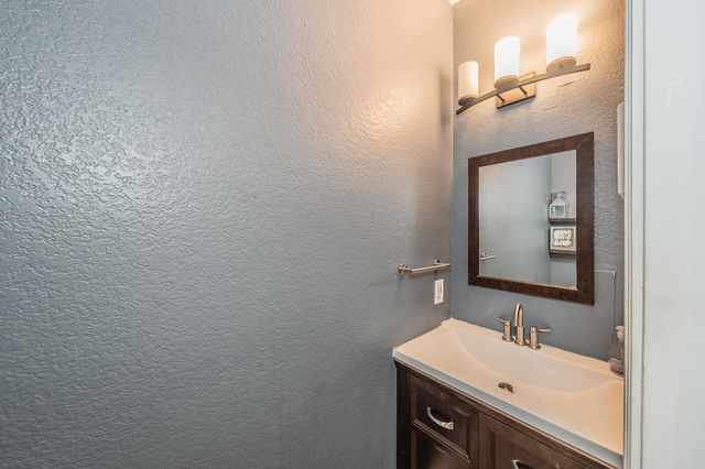 5816 Vista Park Lane, Sachse, TX 75048