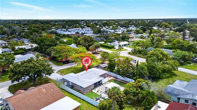 4830 Cortez CIR, Naples, FL 34112