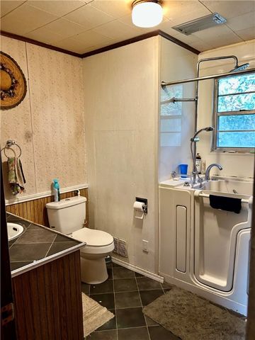 273 Beaumont Beach Road, Dover, AR 72837