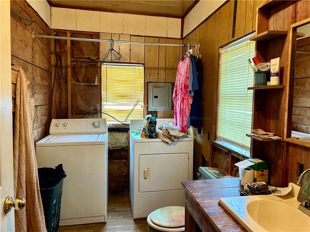 273 Beaumont Beach Road, Dover, AR 72837