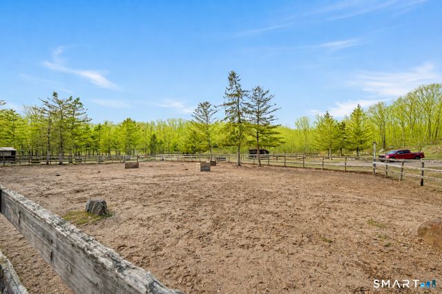 76 Cowles Road, Woodbury, CT 06798