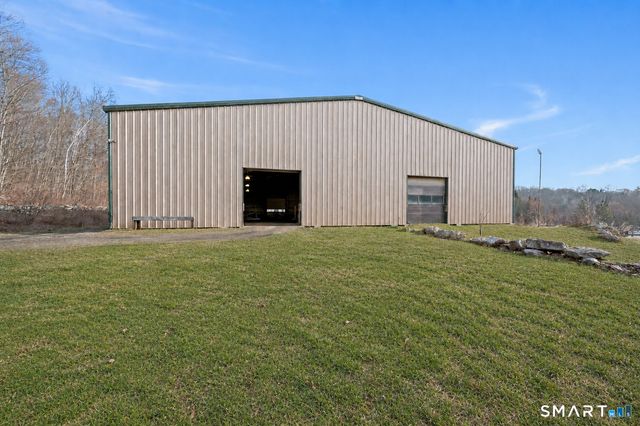 76 Cowles Road, Woodbury, CT 06798
