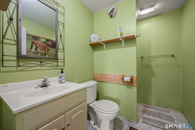 76 Cowles Road, Woodbury, CT 06798