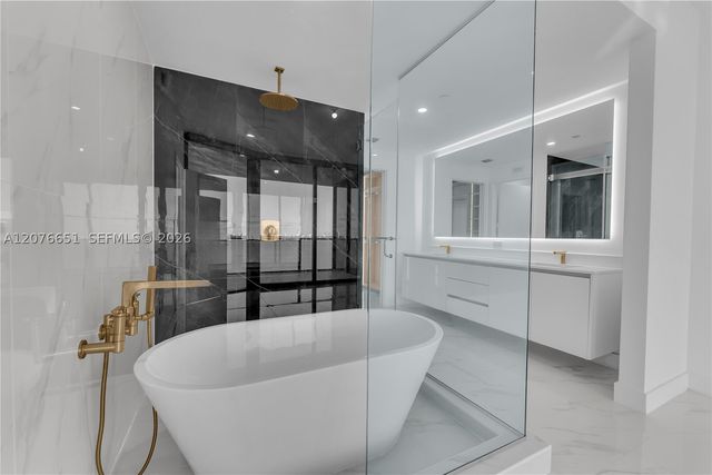 700 NE 24th Street 1407, Miami, FL 33137