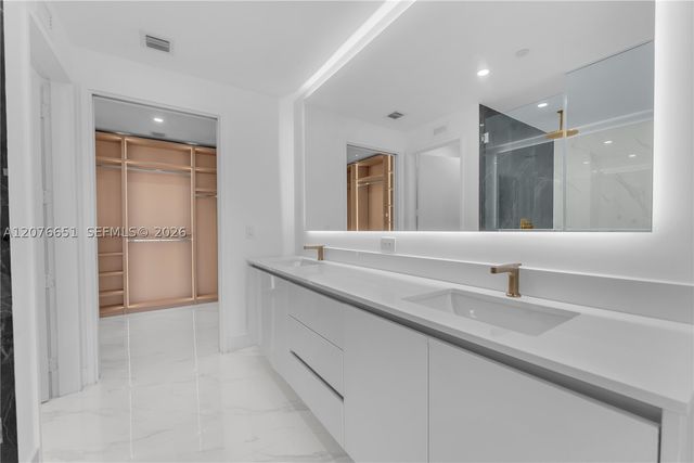 700 NE 24th Street 1407, Miami, FL 33137