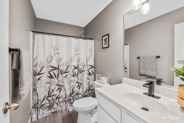 8637 Foxborough Way, Joliet, IL 60431