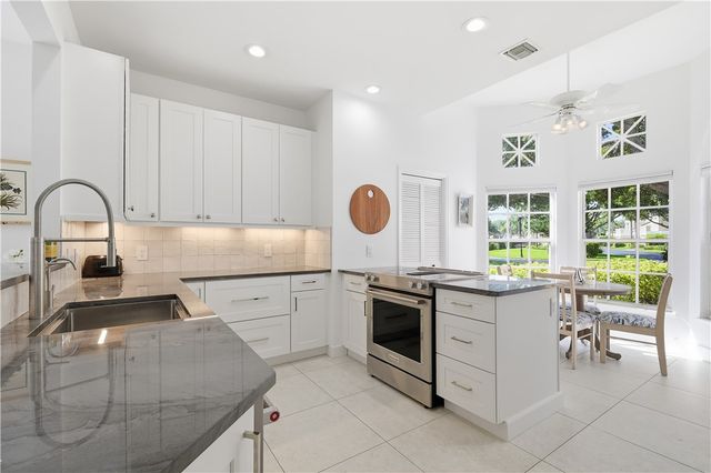 4892 N Newport Island Drive 4831, Vero Beach, FL 32967