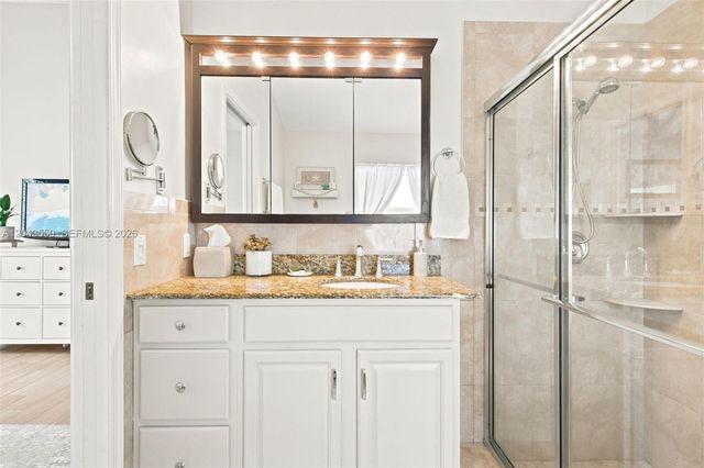 5830 SW 102nd Ave, Cooper City, FL 33328