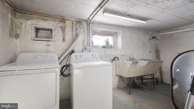 1105 ROOSEVELT DR, Havertown, PA 19083