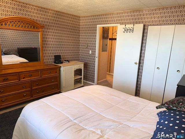 308 Meadowside Road APT 311, Milford, CT 06460