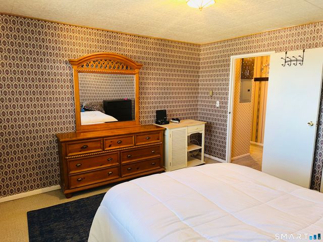 308 Meadowside Road APT 311, Milford, CT 06460