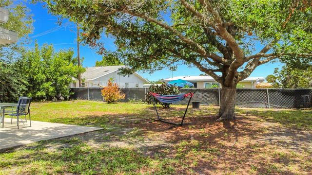 8594 BUMFORD AVENUE, North Port, FL 34287