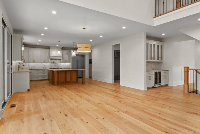 9511 Fescue Drive, St. John, IN 46373