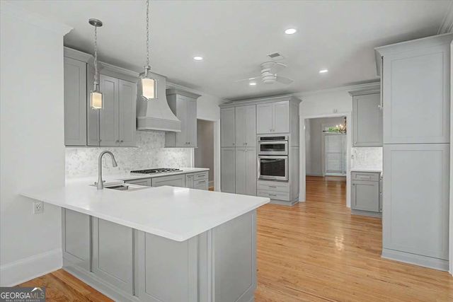 2989 Highcreek View NW, Kennesaw, GA 30144