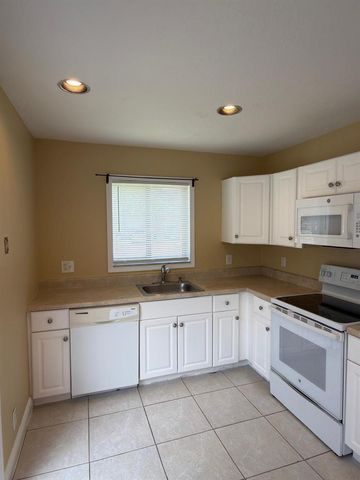 13769 Yarmouth Drive, Wellington, FL 33414