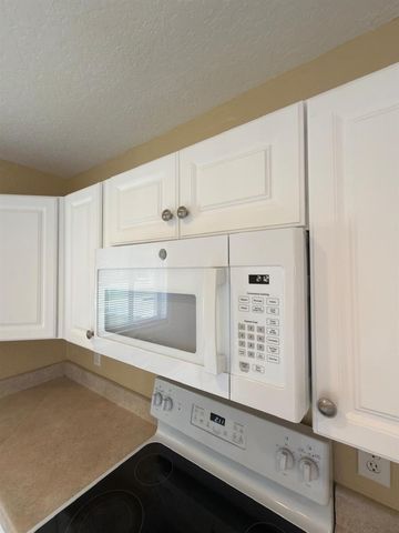 13769 Yarmouth Drive, Wellington, FL 33414