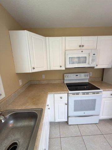 13769 Yarmouth Drive, Wellington, FL 33414