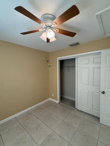 13769 Yarmouth Drive, Wellington, FL 33414