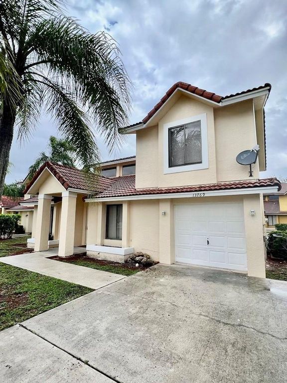 13769 Yarmouth Drive, Wellington, FL 33414