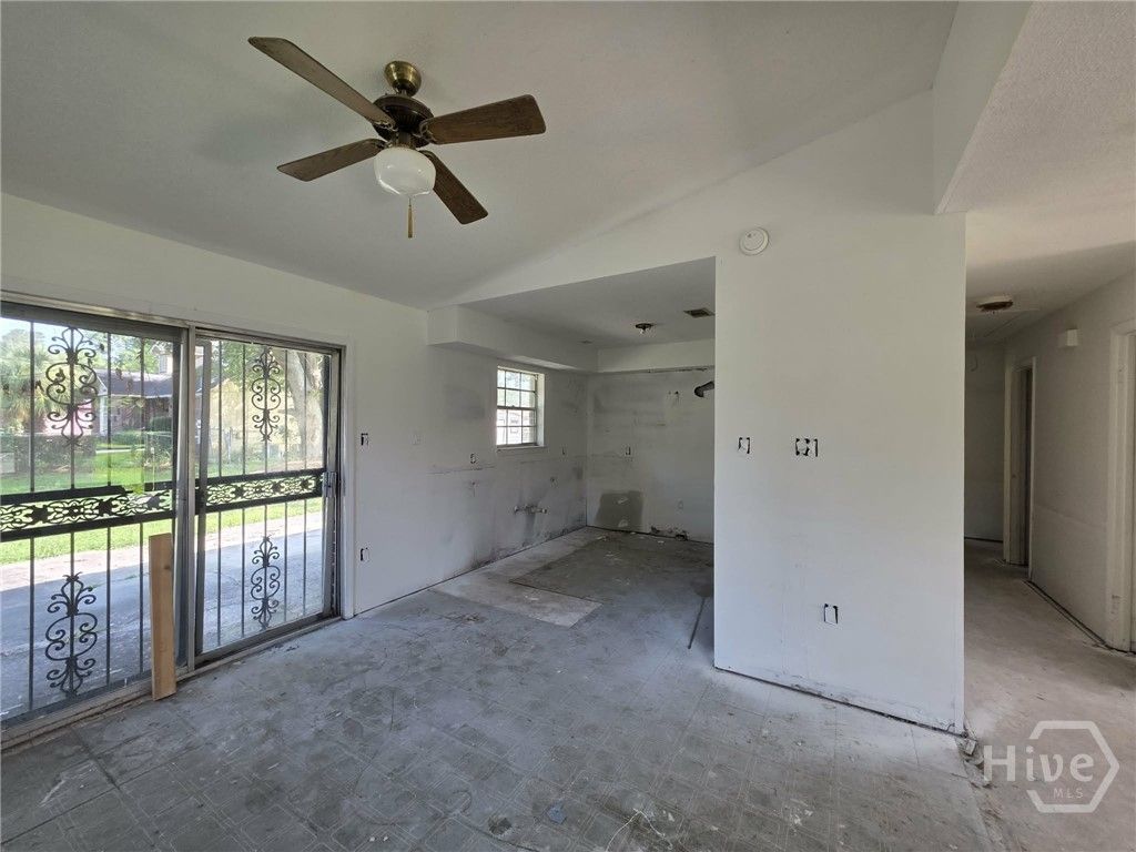 Image 12 of property listing at 4407 Liberty Parkway, Savannah, GA 31405