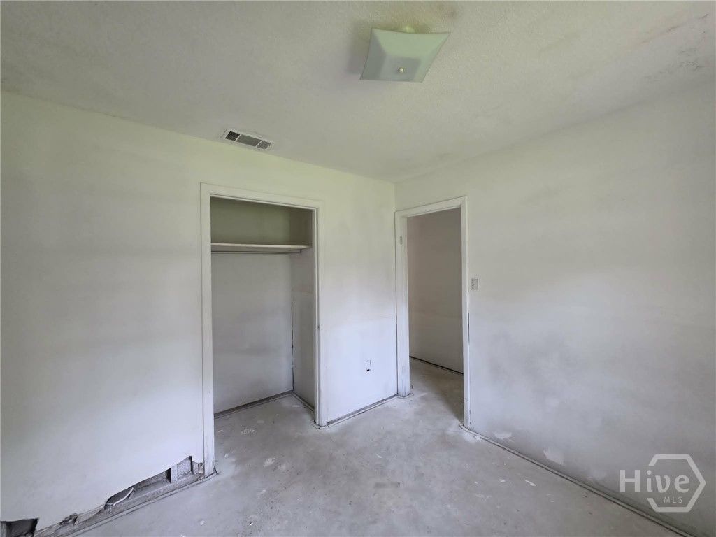 Image 19 of property listing at 4407 Liberty Parkway, Savannah, GA 31405