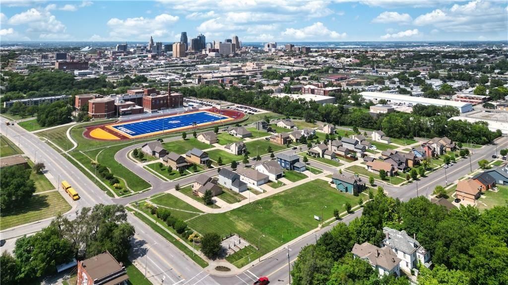 2009 Garfield Avenue, Kansas City, MO 64127