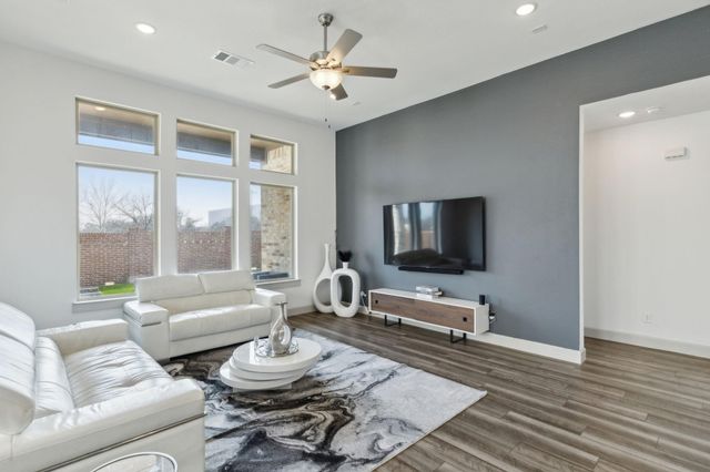 110 Keane Court, Mansfield, TX 76063