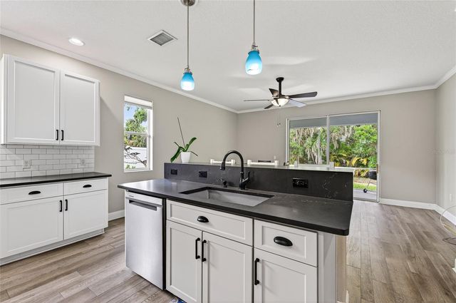 3409 38TH TERRACE E, Bradenton, FL 34208