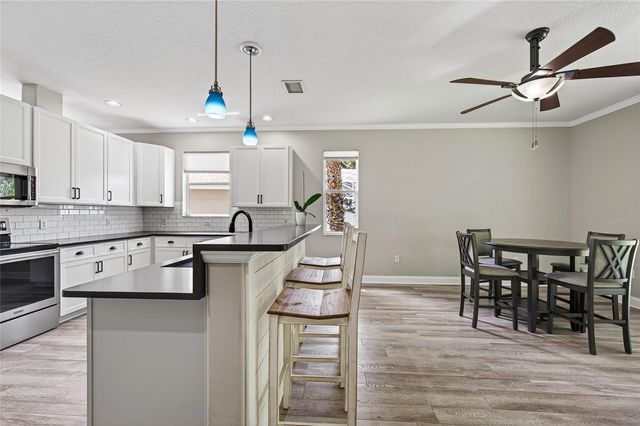 3409 38TH TERRACE E, Bradenton, FL 34208