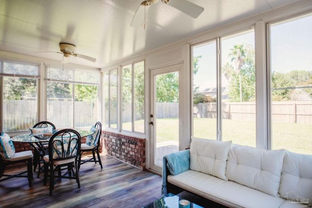 3876 Mariners Dr, Gulf Breeze, FL 32563