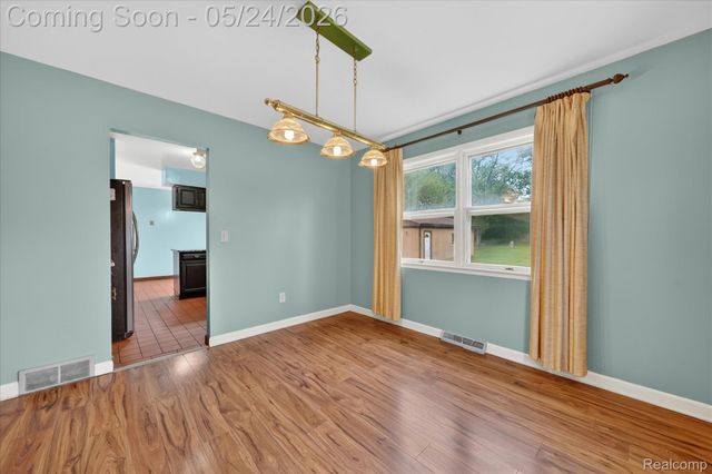 25852 CURIE Avenue, Warren, MI 48091