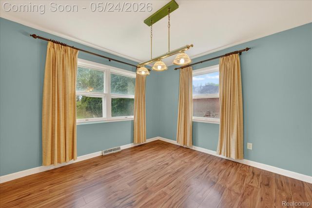 25852 CURIE Avenue, Warren, MI 48091