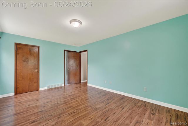 25852 CURIE Avenue, Warren, MI 48091