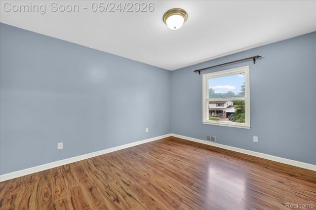 25852 CURIE Avenue, Warren, MI 48091
