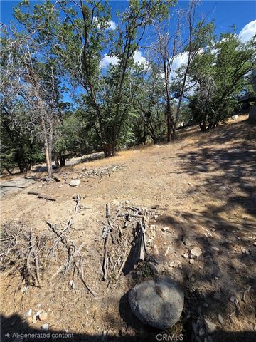 33460 Lakeview, Running Springs, CA 92382