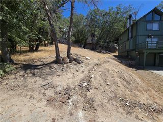 33460 Lakeview, Running Springs, CA 92382