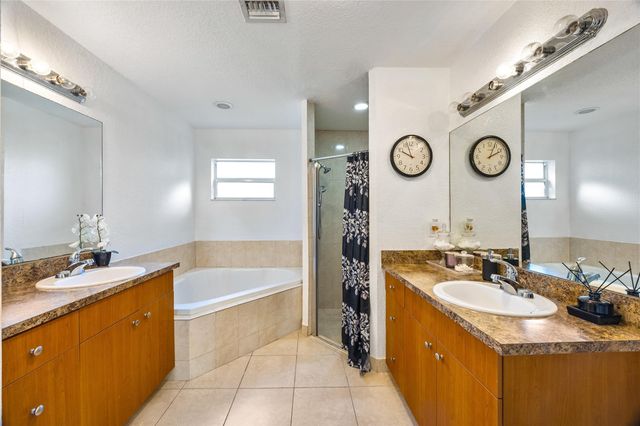 5408 NW 18th Pl, Lauderhill, FL 33313