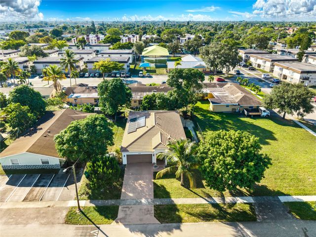 5408 NW 18th Pl, Lauderhill, FL 33313