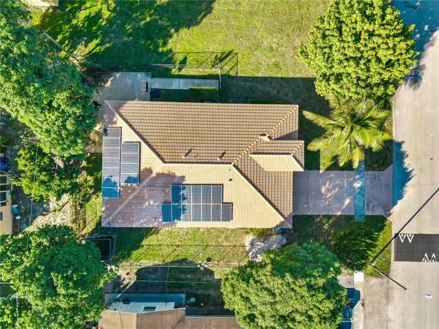 5408 NW 18th Pl, Lauderhill, FL 33313