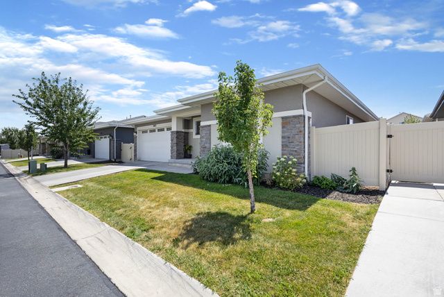 7853 W SUNNY DAY WAY, Magna, UT 84044