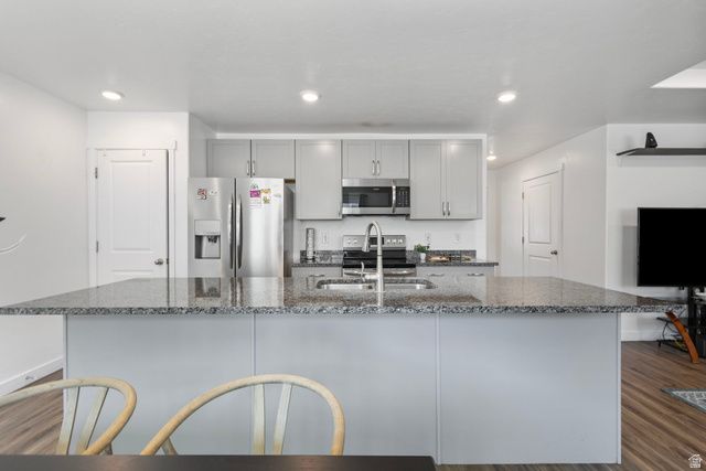 7853 W SUNNY DAY WAY, Magna, UT 84044