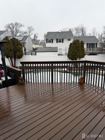 25 Penn Street, Fords, NJ 08863