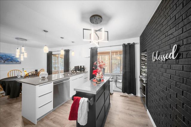 14815 Cross Lane, Spring Lake, MI 49456